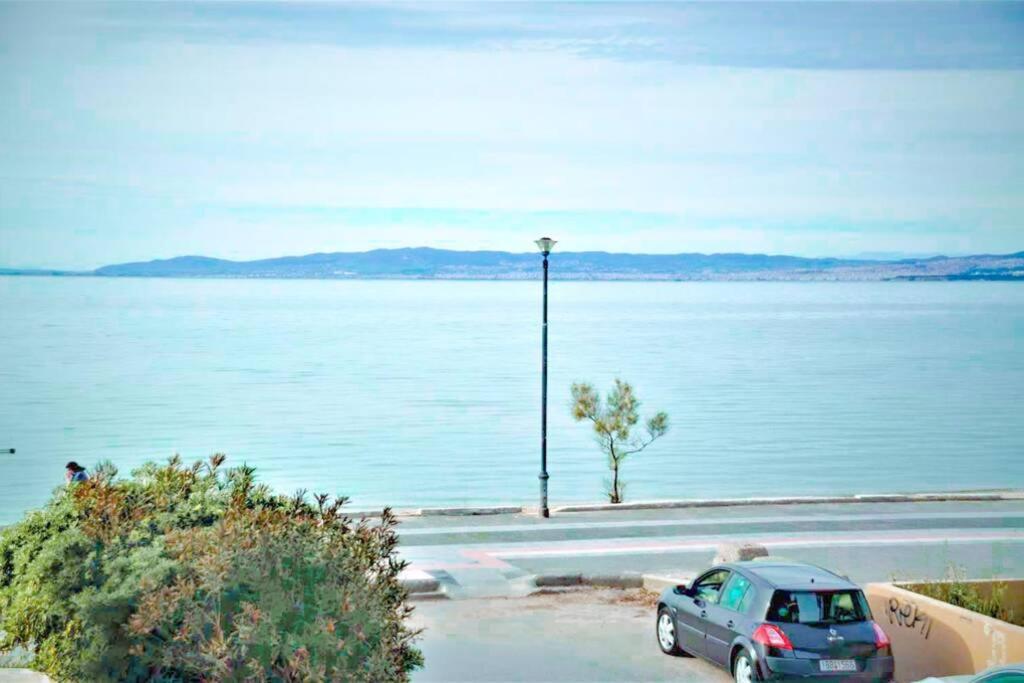 A Wonderful Apartment In Front Of The Sea! Peraia  Luaran gambar